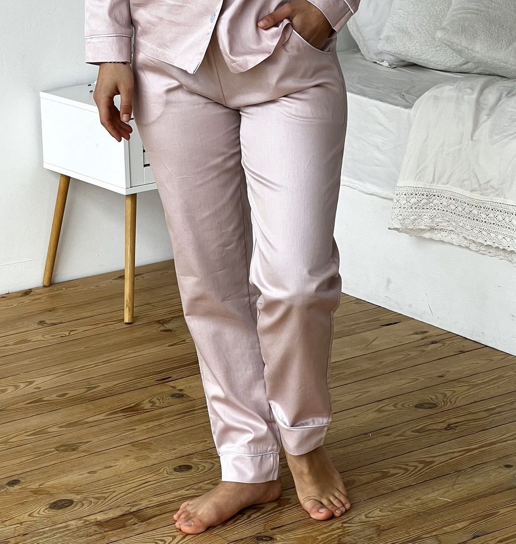 Пижамный женский комплект COSY 2-ка из сатина (рубашка+штаны) Pearl пильная пудра 10910269 фото Колготочка