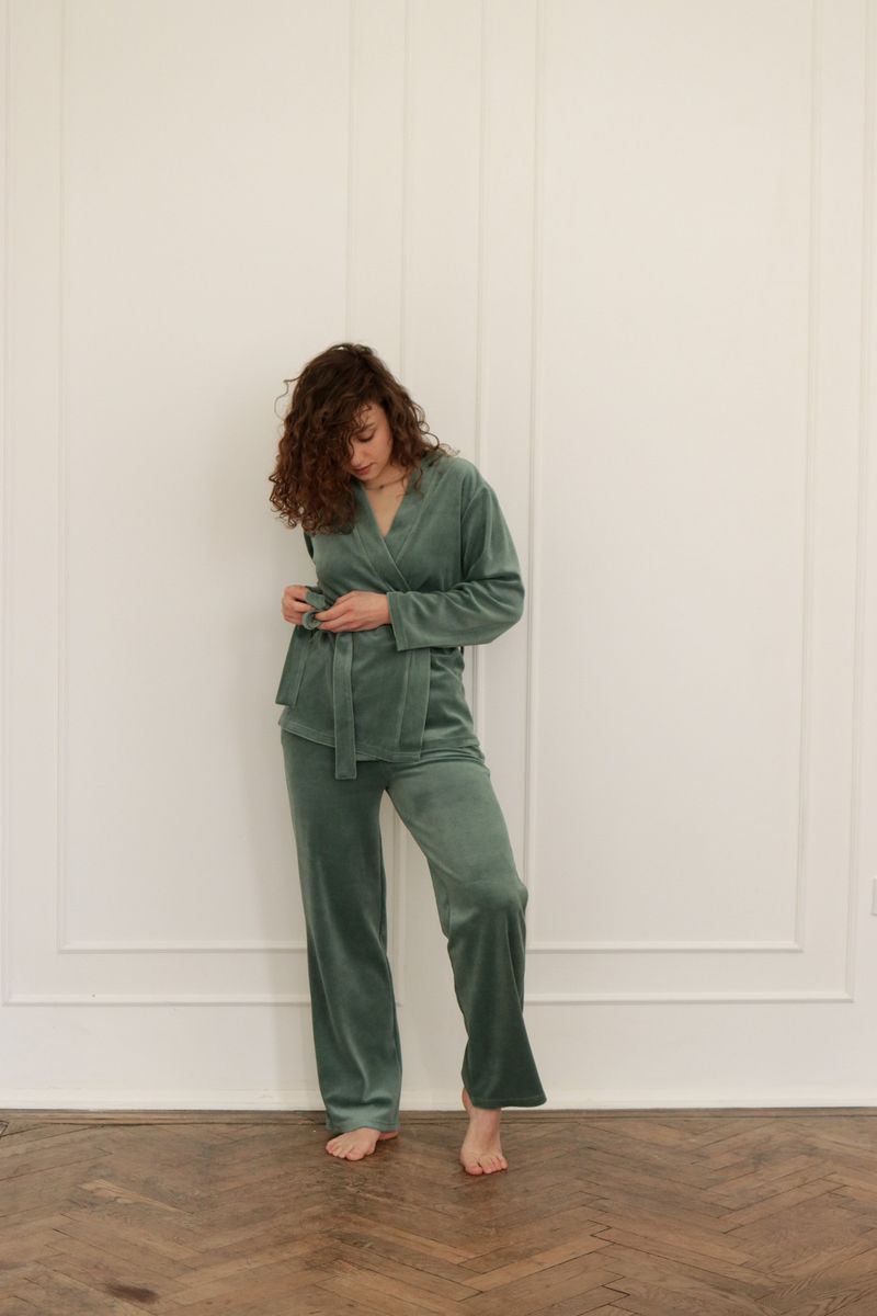 Велюровый домашний комплект с поясом SWAM Monica (штаны/пиджак) 17624 фото Колготочка