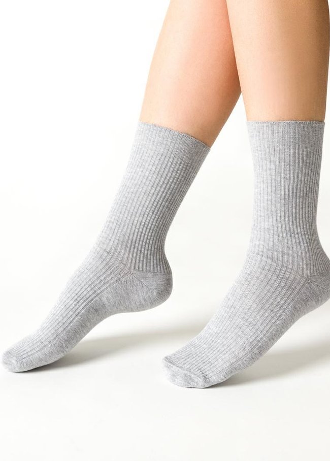 Шкарпетки жіночі без резинки Steven 062 /004 18051 фото Колготочка