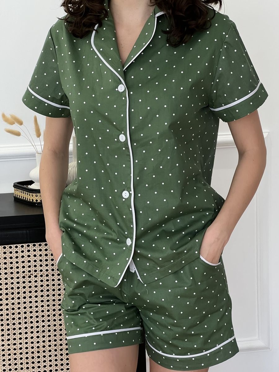 Женский домашний комплект из сатина COSY (шорты+рубашка) зеленая в горошек 10829288 фото Колготочка