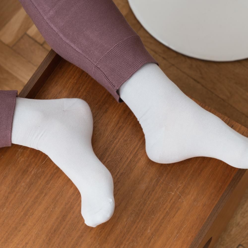 Шкарпетки з широкою гумкою білі Steven 056 /106 18097 фото Колготочка
